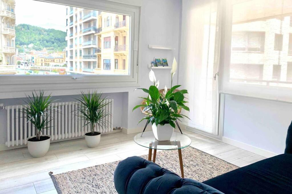 New Gorgeous Central Apartment - Beachfront - 3 Bd San Sebastián Exteriör bild