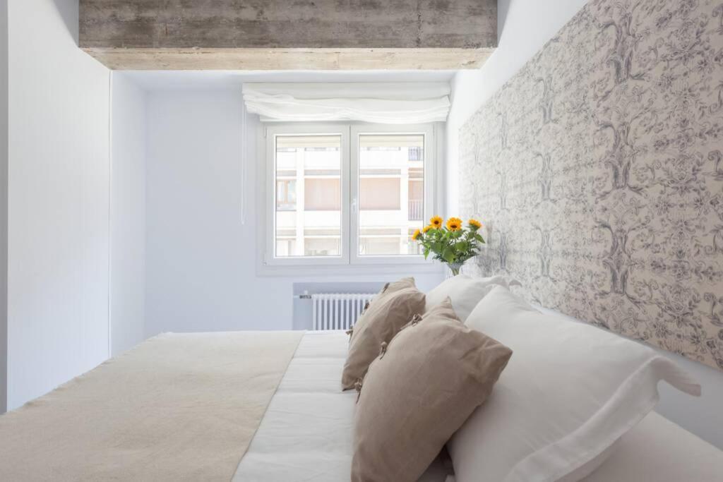New Gorgeous Central Apartment - Beachfront - 3 Bd San Sebastián Exteriör bild