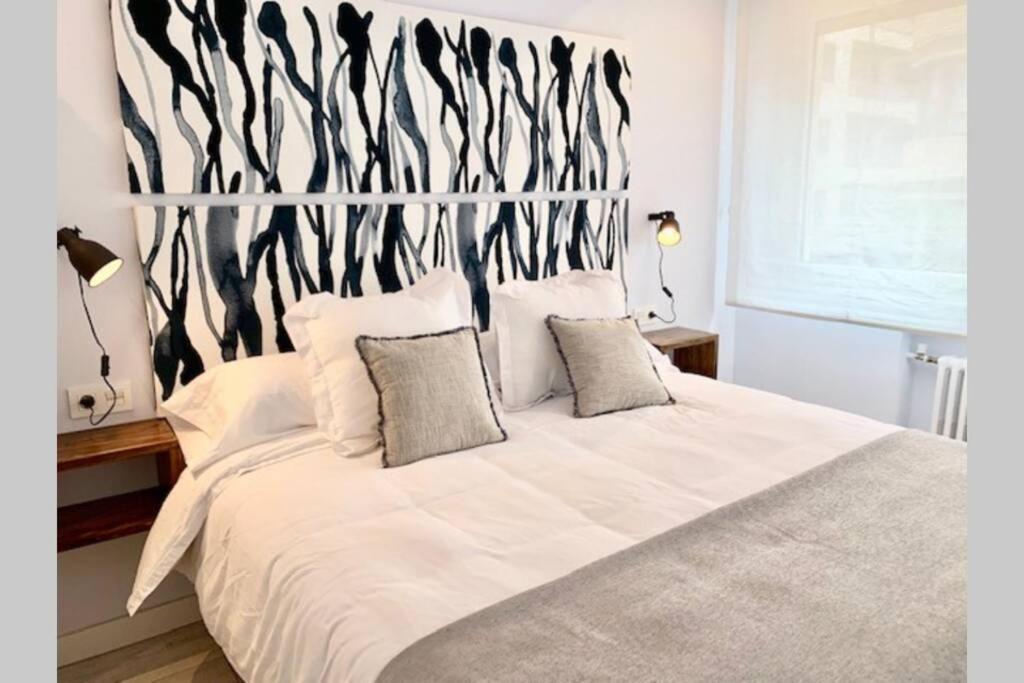 New Gorgeous Central Apartment - Beachfront - 3 Bd San Sebastián Exteriör bild