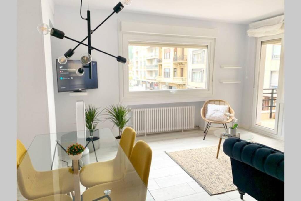 New Gorgeous Central Apartment - Beachfront - 3 Bd San Sebastián Exteriör bild