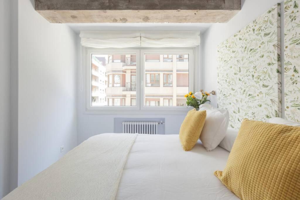 New Gorgeous Central Apartment - Beachfront - 3 Bd San Sebastián Exteriör bild